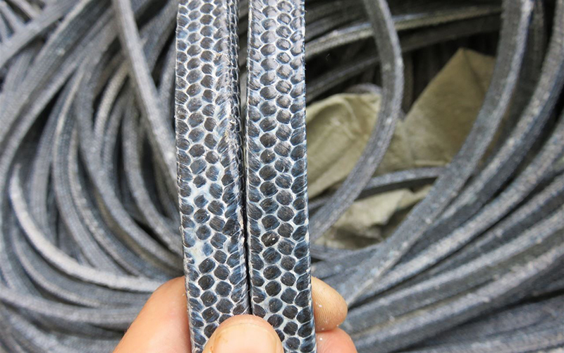 芳綸四氟盤根產(chǎn)品展示