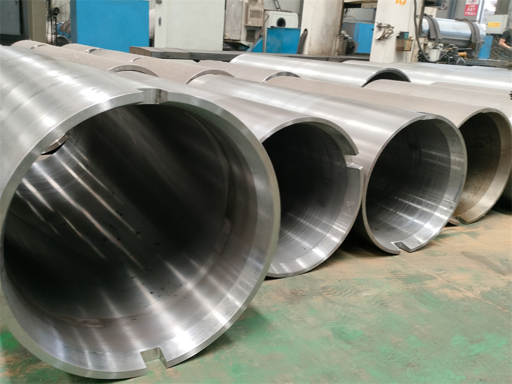 精密加工中的钢套筒