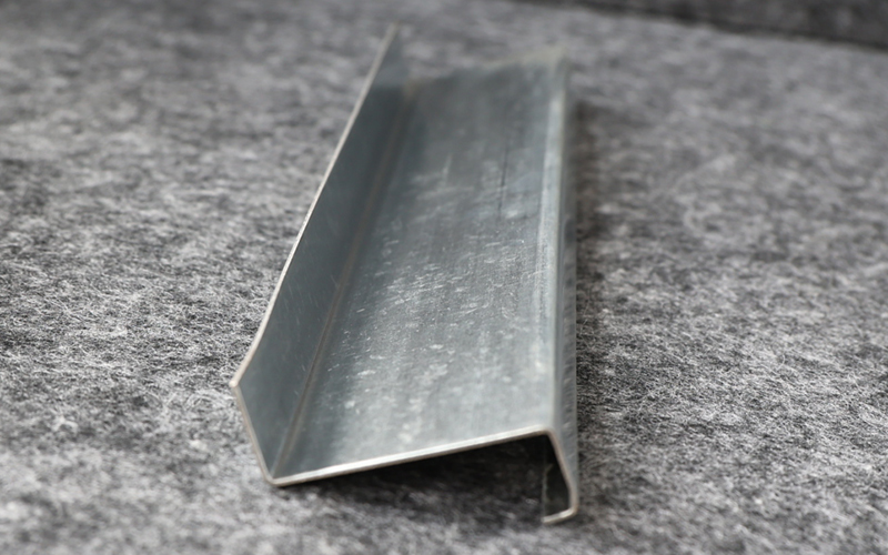 铝单板勾搭龙骨产品细节展示二