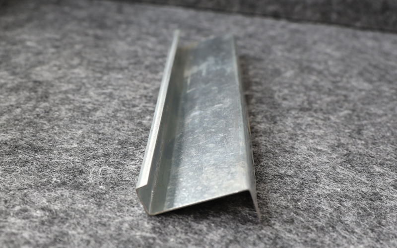 铝单板勾搭龙骨产品细节展示一