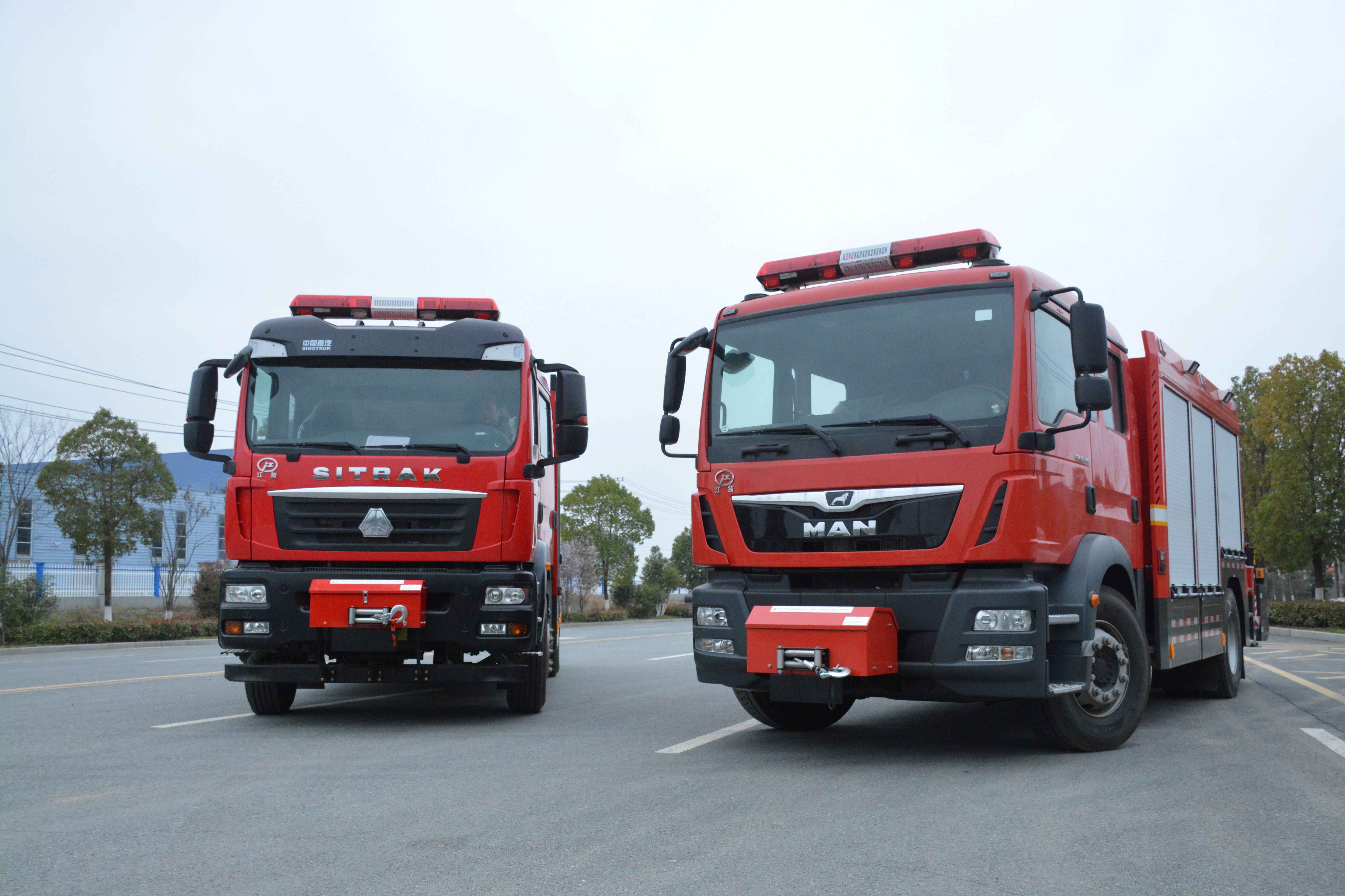 消防车实战救援场景