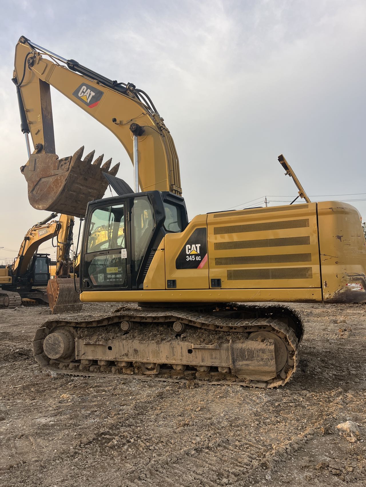 丰富的设备储备满足多元化施工需求