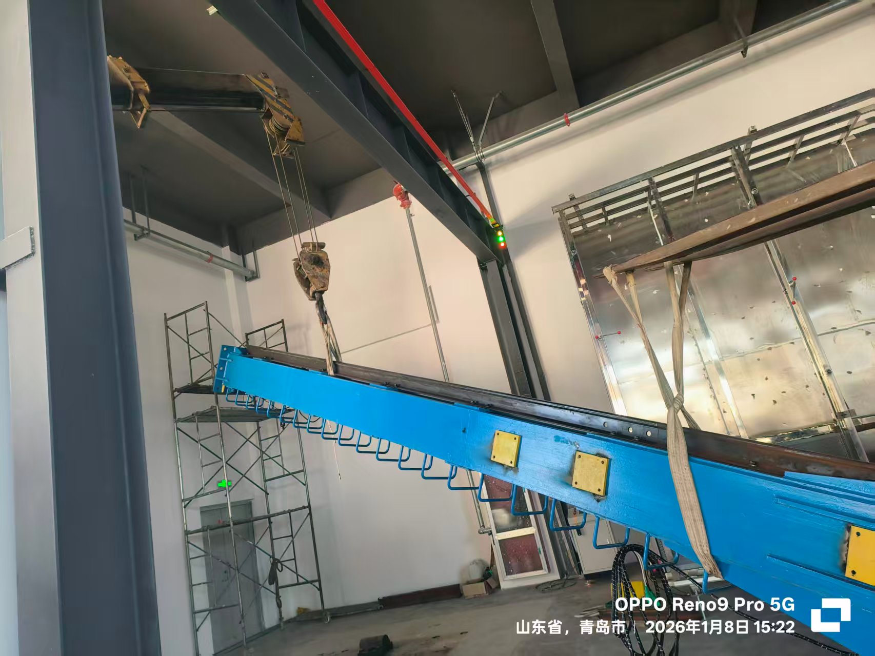 现代化设备运输车队