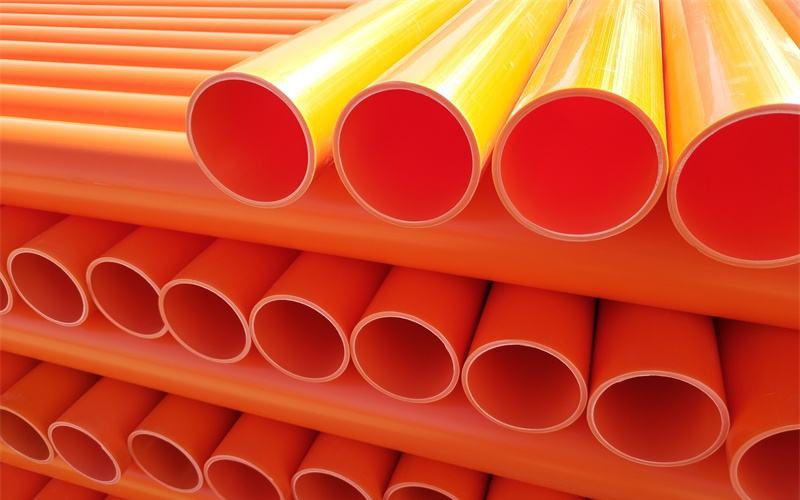 現(xiàn)代化管道生產車間