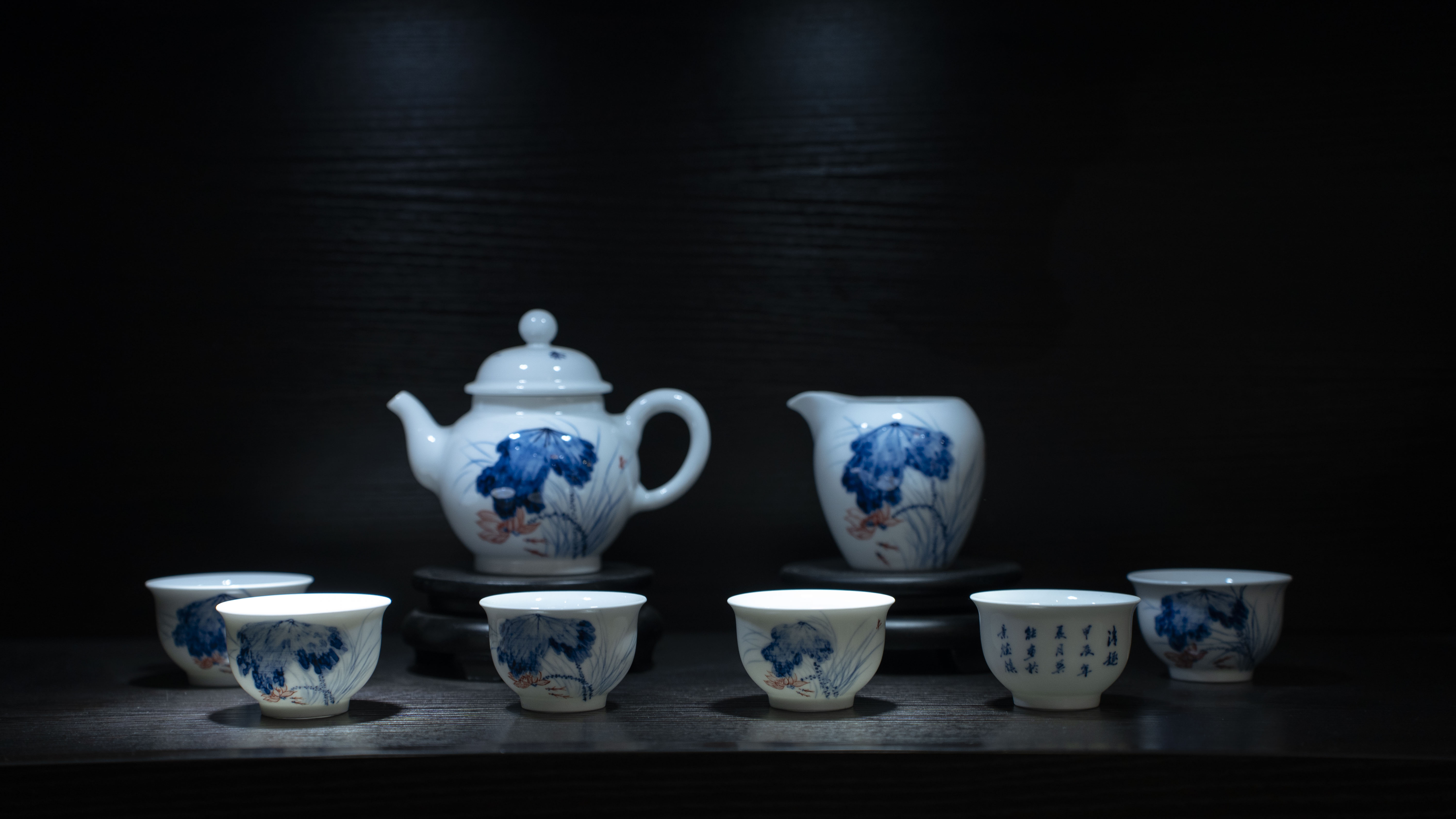 精美高温釉下彩陶瓷餐具