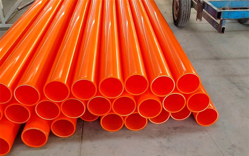 管道生產(chǎn)車間與產(chǎn)品堆場