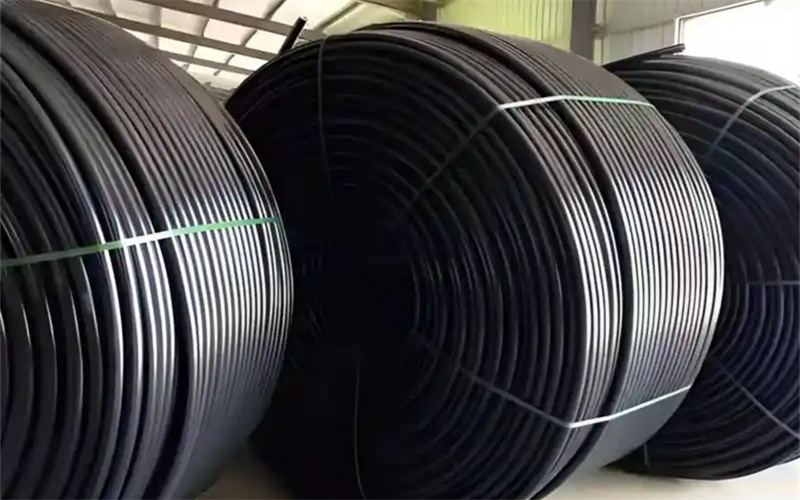 穿纜硅芯管施工敷設現(xiàn)場