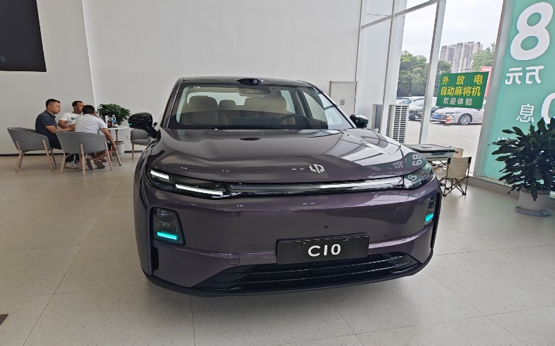 C10.jpg