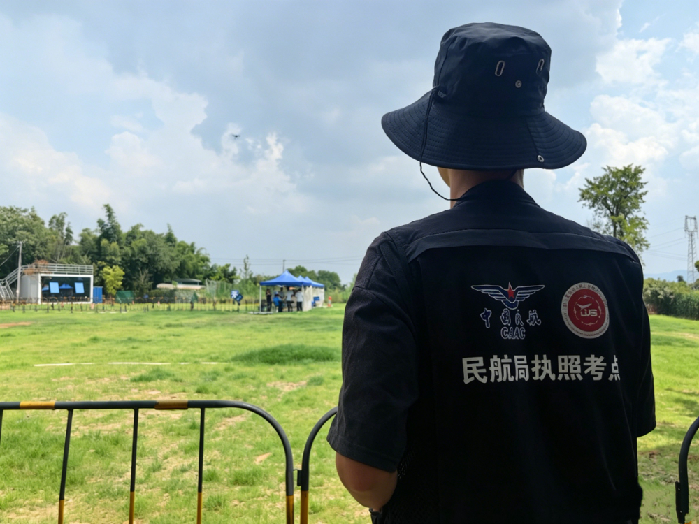 学员学习1.jpg