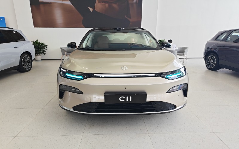 零跑C11车型