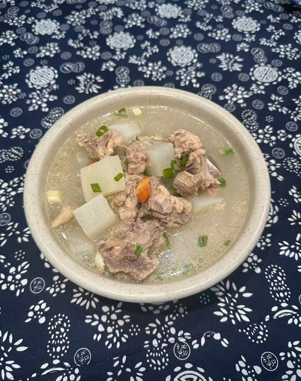 赤水旅游口碑好的本地土猪农家菜馆怎么联系？十年老店告诉你答案