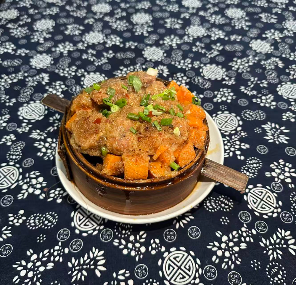 粉蒸肥肠2.JPG