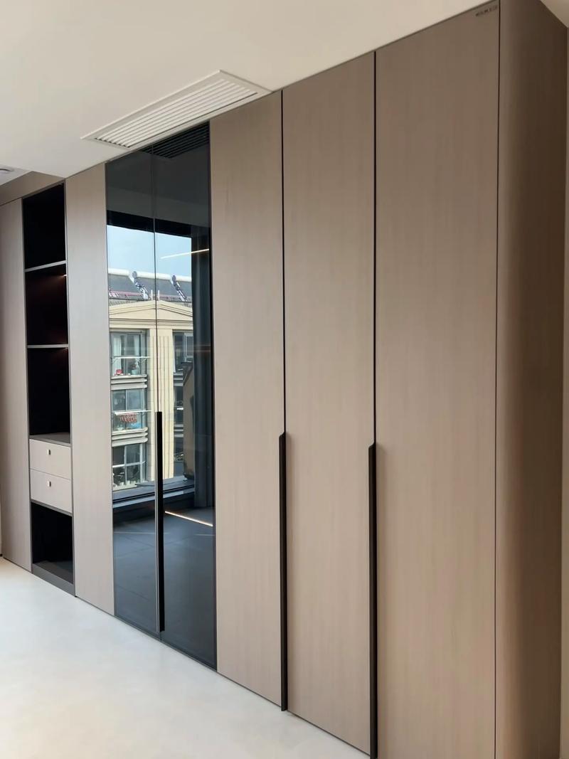 衣帽间智能系统