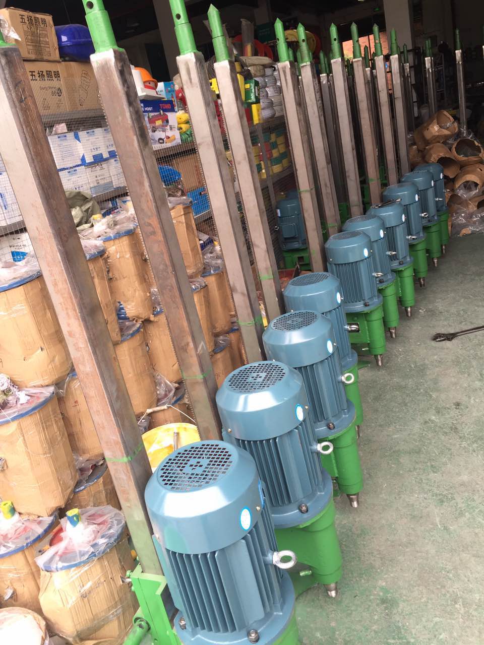 重庆路志旗工程机械有限公司产品展示