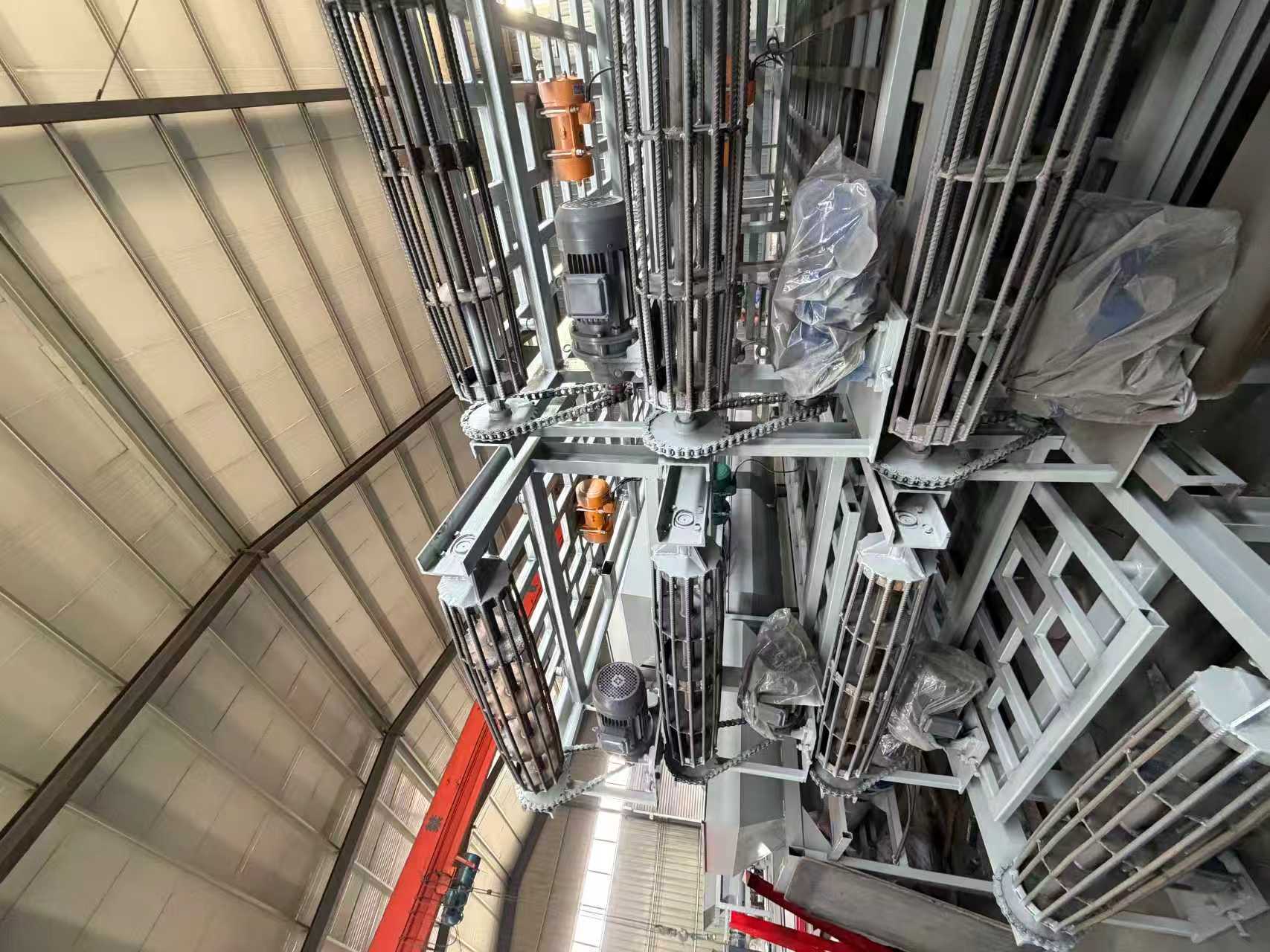 客户通过官方渠道进行业务咨询