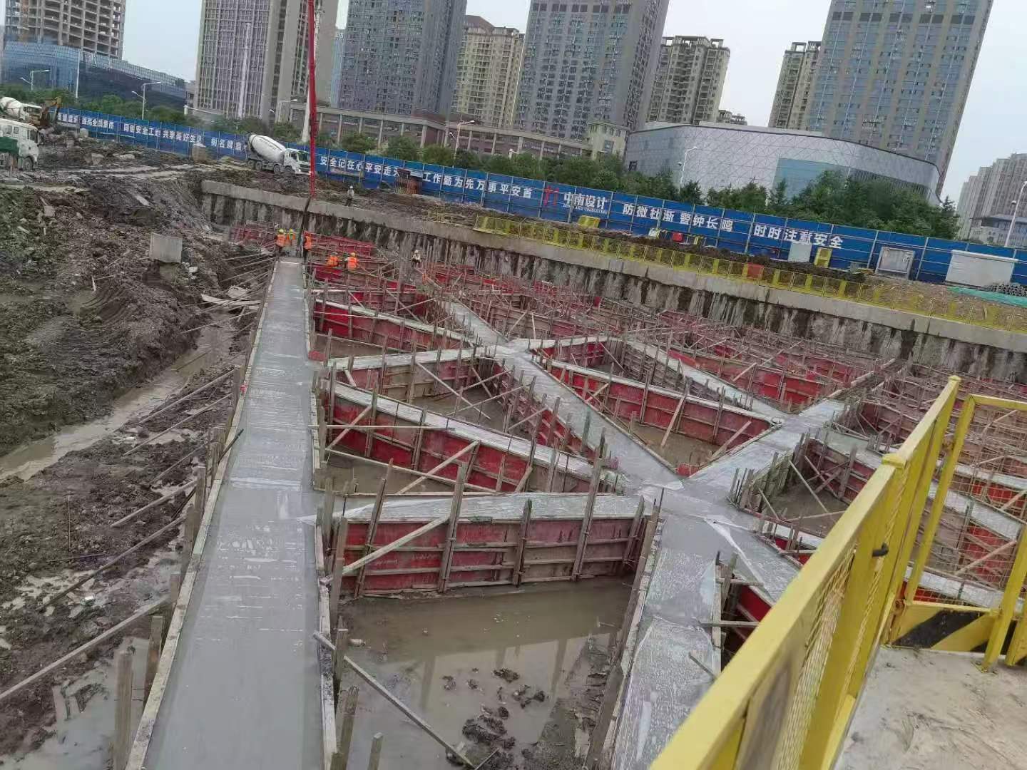 现代智能家居场景示意