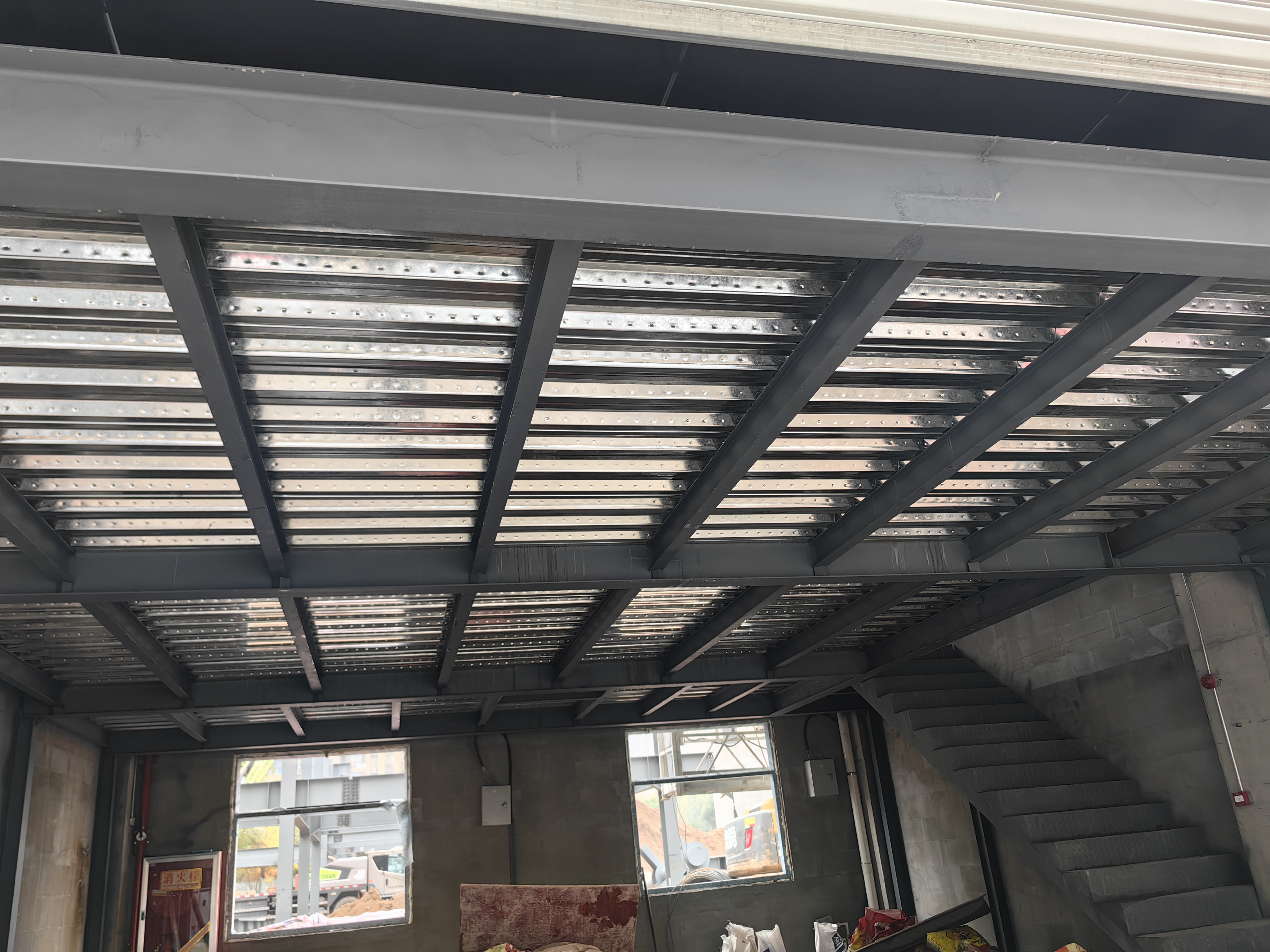 别墅挑空搭建效果