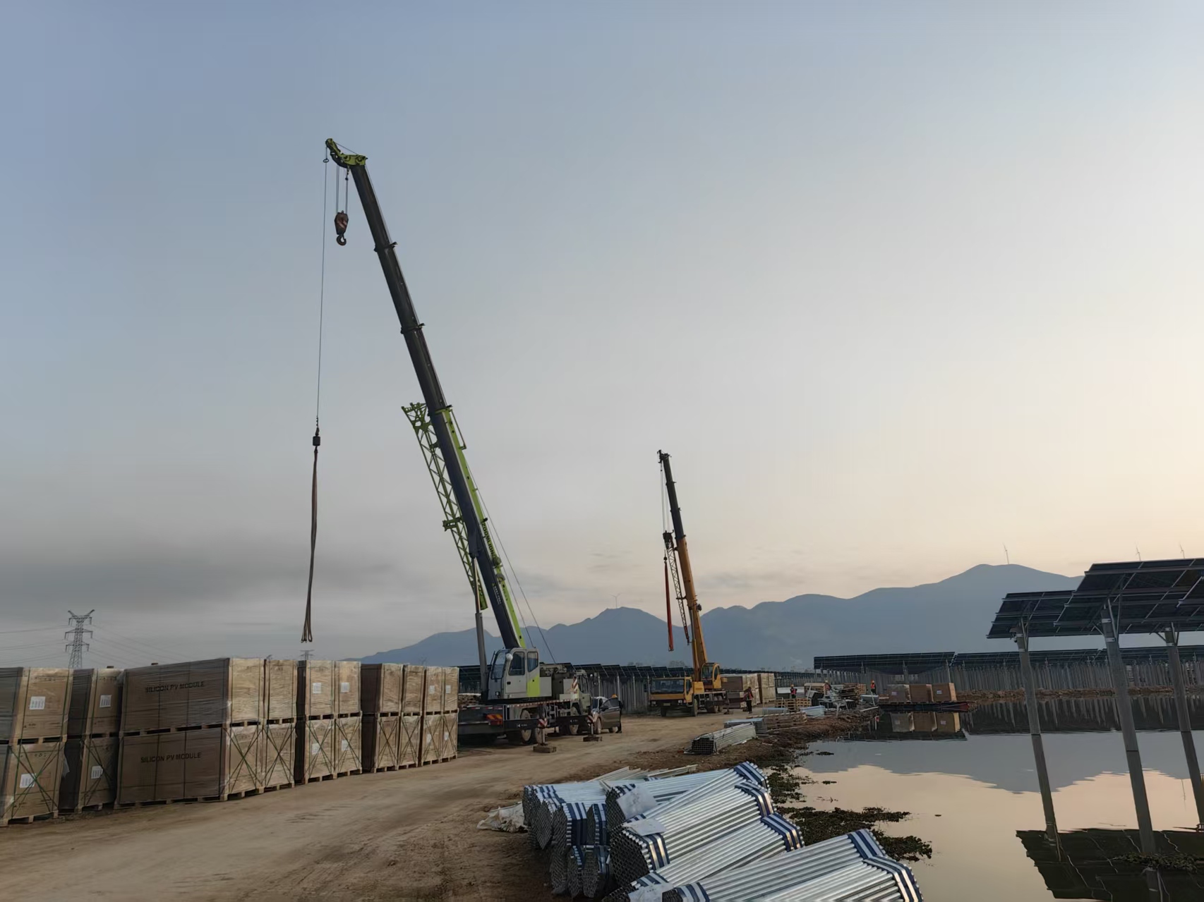 光伏板安装作业